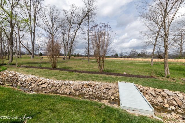 10107 Colonel Hancock Dr, Louisville, KY 40291