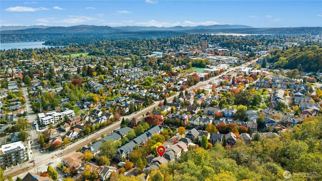 4113 29th Avenue S, Seattle, WA 98108