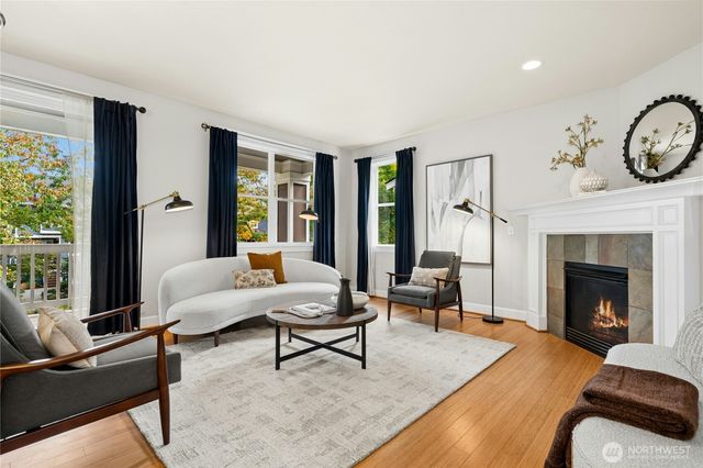 4113 29th Avenue S, Seattle, WA 98108