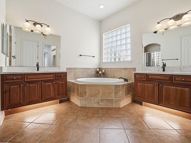 1404 CARING COURT, Maitland, FL 32751