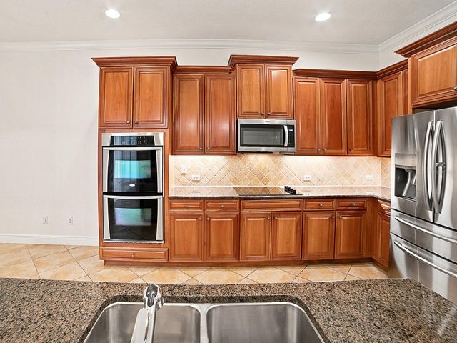 1404 CARING COURT, Maitland, FL 32751
