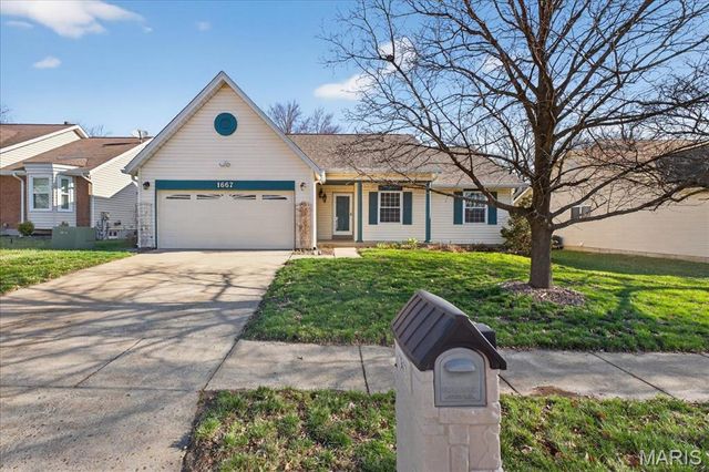 1667 Celerity Drive, Florissant, MO 63031