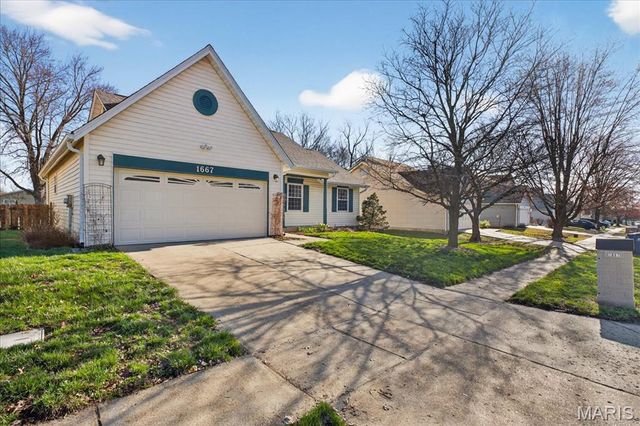 1667 Celerity Drive, Florissant, MO 63031