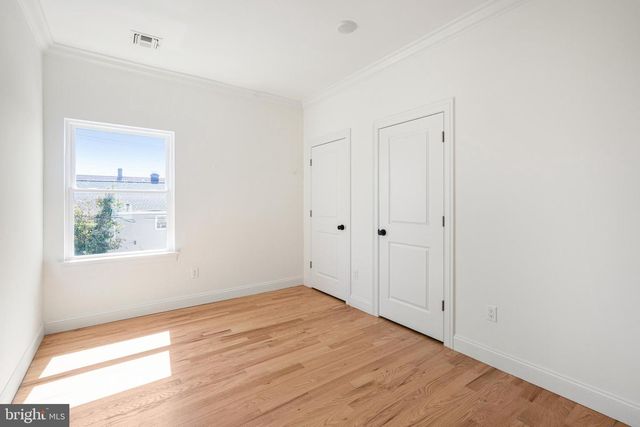 29 S 2ND ST, Elizabeth, NJ 07206