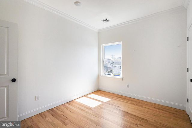 29 S 2ND ST, Elizabeth, NJ 07206