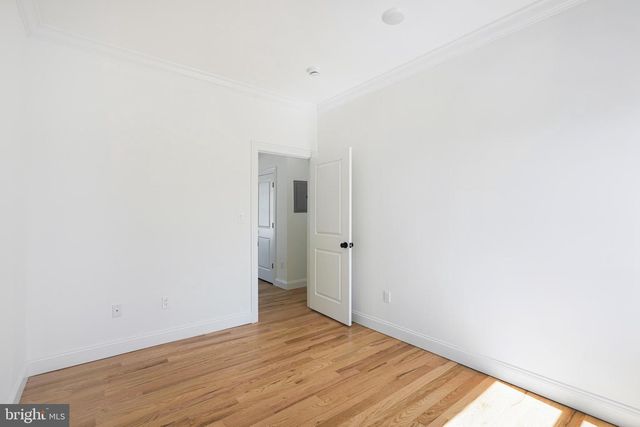 29 S 2ND ST, Elizabeth, NJ 07206