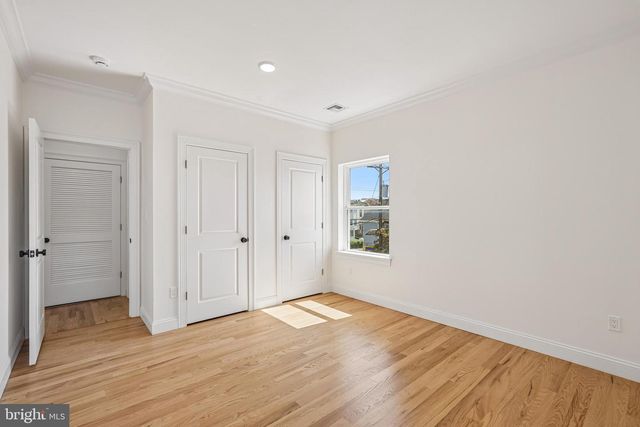 29 S 2ND ST, Elizabeth, NJ 07206