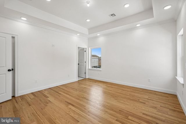 29 S 2ND ST, Elizabeth, NJ 07206
