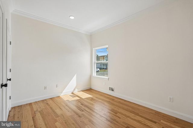 29 S 2ND ST, Elizabeth, NJ 07206
