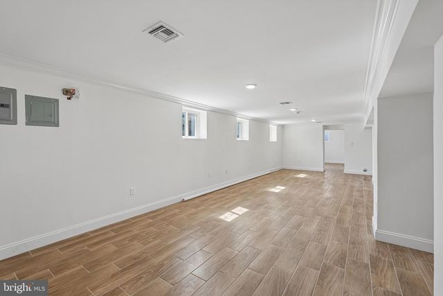 29 S 2ND ST, Elizabeth, NJ 07206