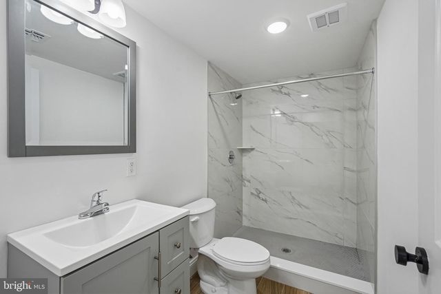 29 S 2ND ST, Elizabeth, NJ 07206