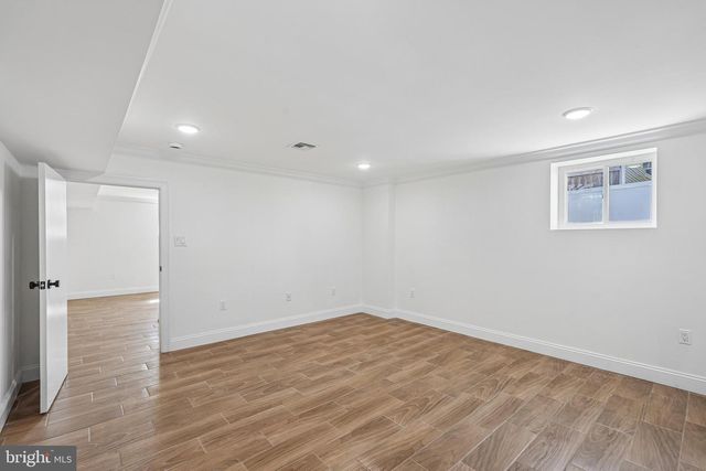 29 S 2ND ST, Elizabeth, NJ 07206