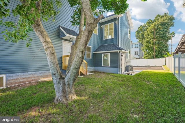 29 S 2ND ST, Elizabeth, NJ 07206