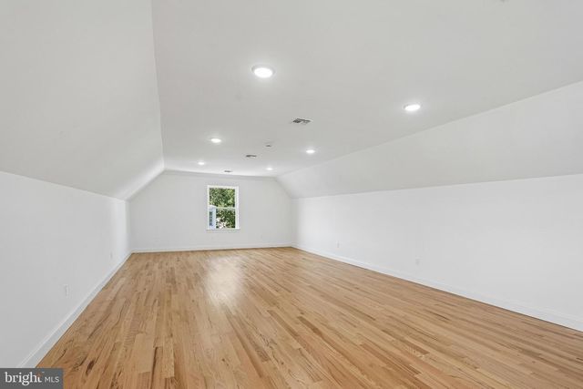 29 S 2ND ST, Elizabeth, NJ 07206