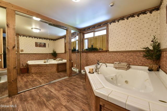 229 Murray Hill Road, Ephratah, NY 13452