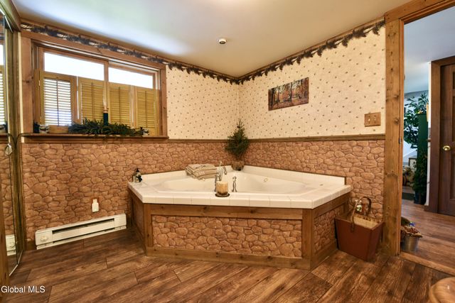 229 Murray Hill Road, Ephratah, NY 13452