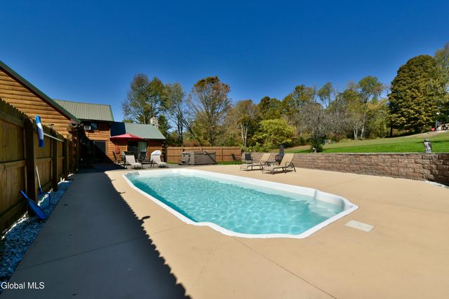 229 Murray Hill Road, Ephratah, NY 13452