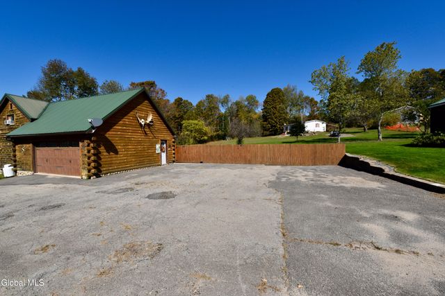 229 Murray Hill Road, Ephratah, NY 13452