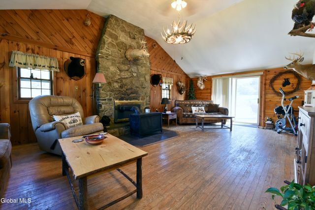 229 Murray Hill Road, Ephratah, NY 13452