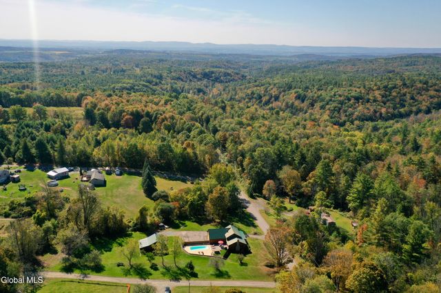 229 Murray Hill Road, Ephratah, NY 13452