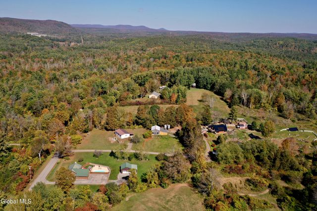 229 Murray Hill Road, Ephratah, NY 13452