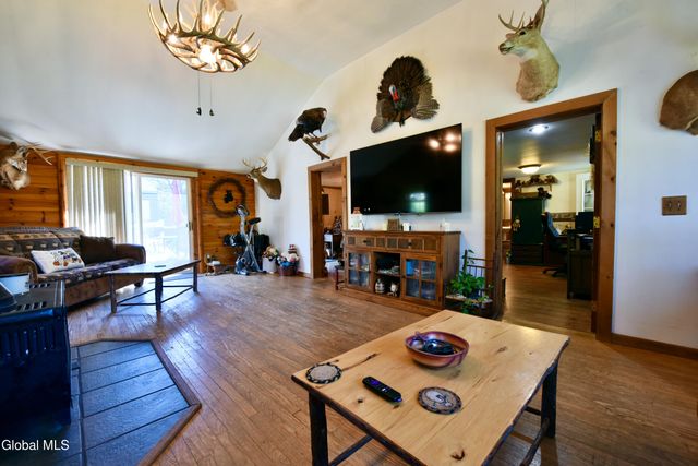 229 Murray Hill Road, Ephratah, NY 13452