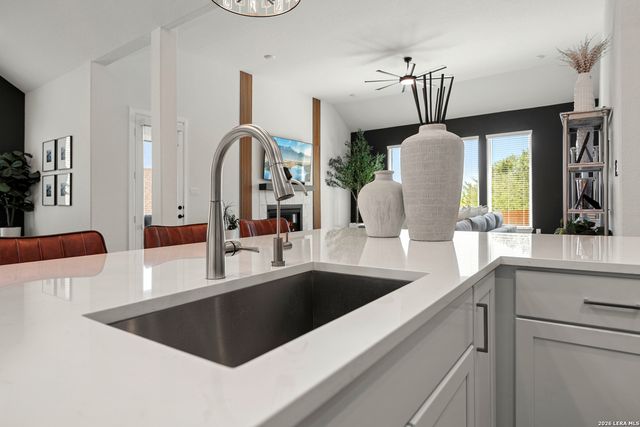 3716 Cualquiera, San Antonio, TX 78261