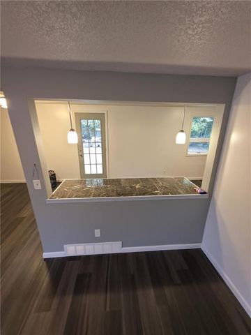 809 Seneca Street, Leavenworth, KS 66048