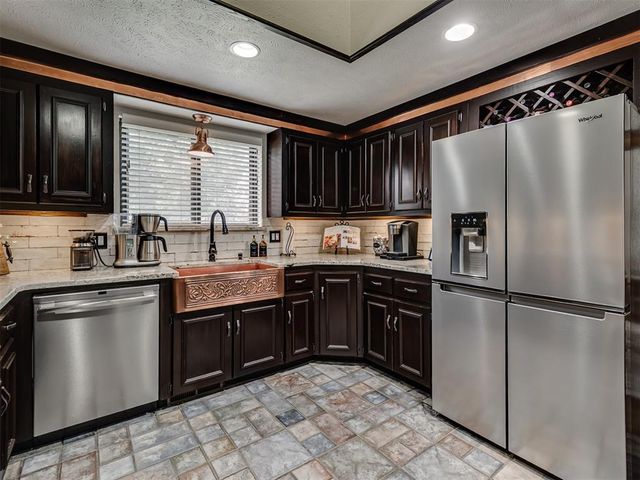 10913 Abbeywood, Oklahoma City, OK 73170