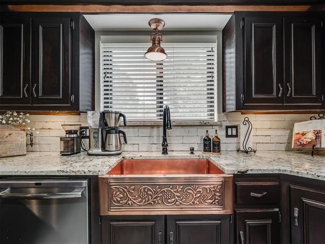 10913 Abbeywood, Oklahoma City, OK 73170