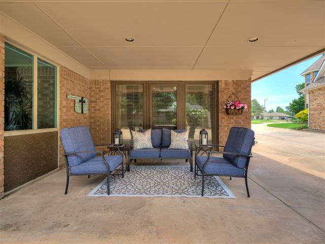 10913 Abbeywood, Oklahoma City, OK 73170
