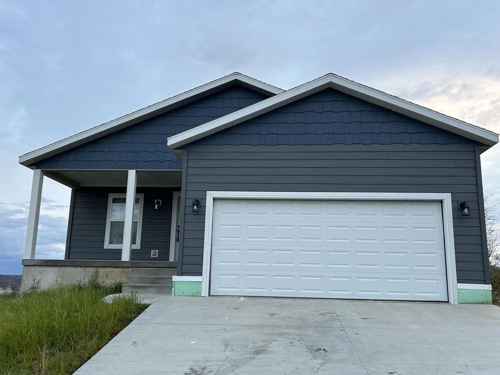 1111 Darcy DRIVE, Hillsboro, WI 54634