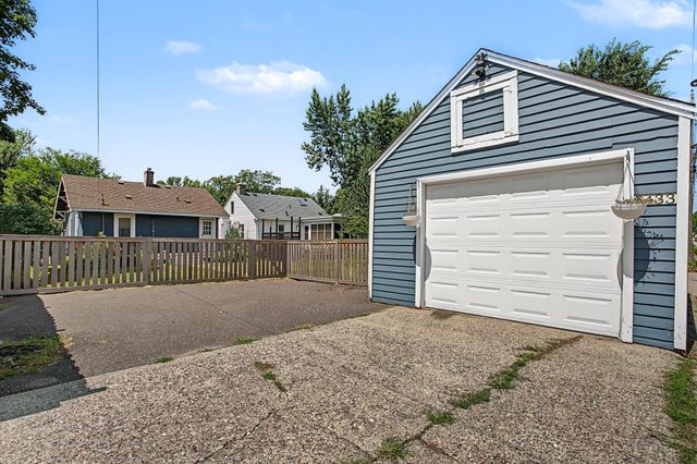 5433 43rd Avenue S, Minneapolis, MN 55417