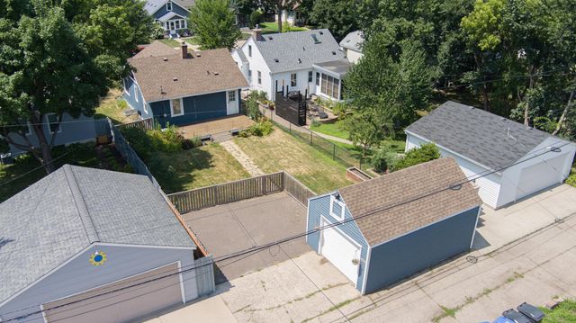 5433 43rd Avenue S, Minneapolis, MN 55417