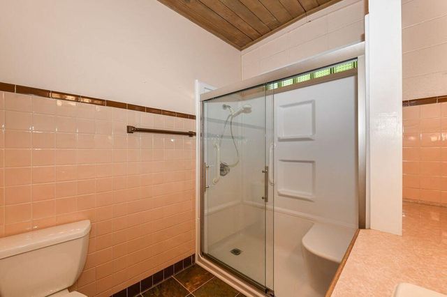 S103W26370 Maple AVENUE, Mukwonago, WI 53149