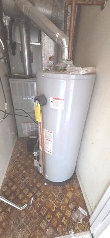 2001 S Mattis Avenue E, Champaign, IL 61821