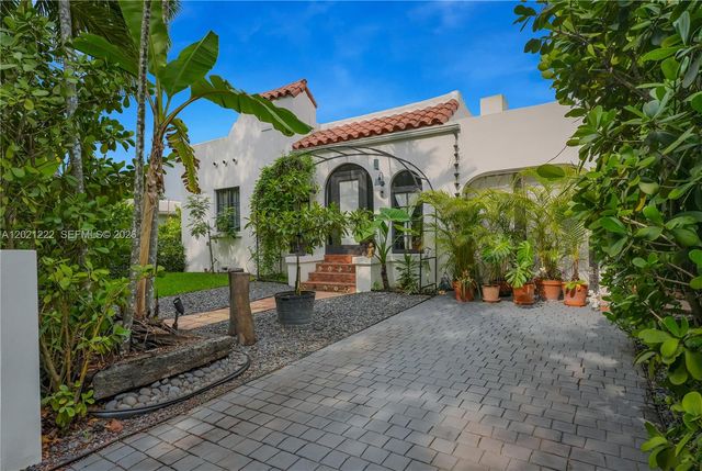 1214 Capri St, Coral Gables, FL 33134