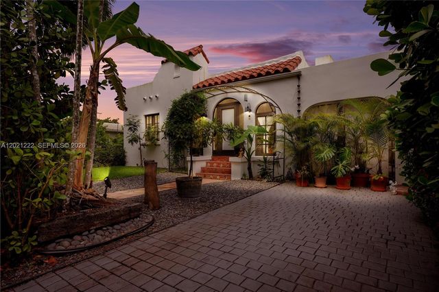 1214 Capri St, Coral Gables, FL 33134