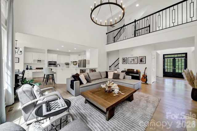 3401 Savannah Hills Drive, Matthews, NC 28105