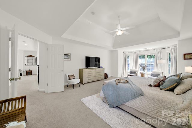 3401 Savannah Hills Drive, Matthews, NC 28105