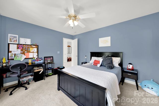 3401 Savannah Hills Drive, Matthews, NC 28105