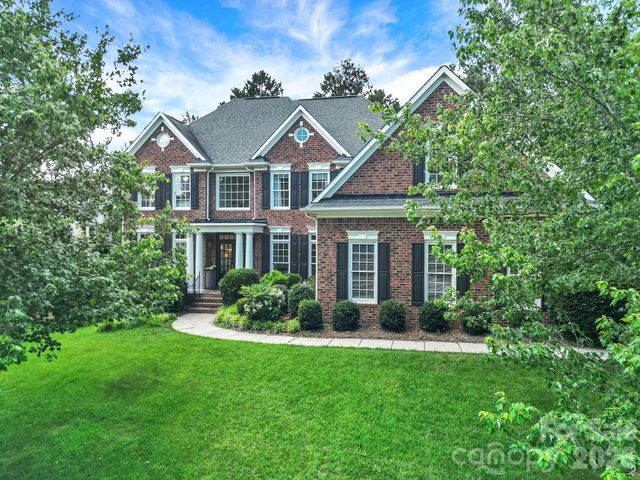 3401 Savannah Hills Drive, Matthews, NC 28105