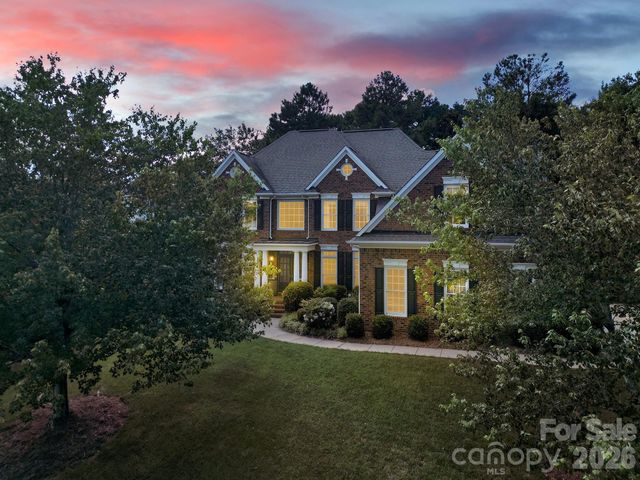 3401 Savannah Hills Drive, Matthews, NC 28105