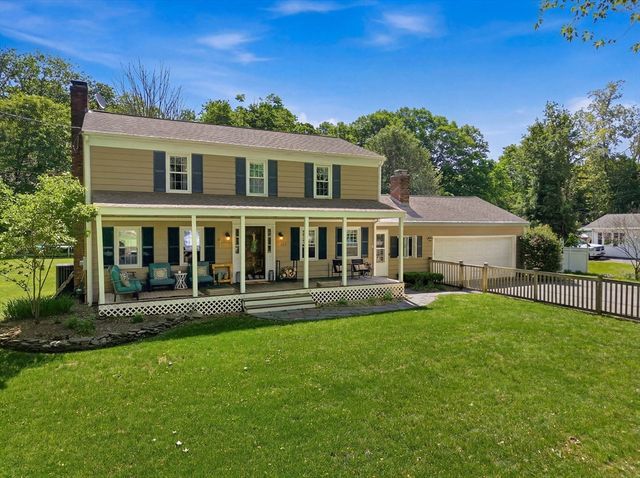 652 Old Post Rd, North Attleboro, MA 02760