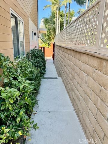 270 Pearl Street lower, Laguna Beach, CA 92651