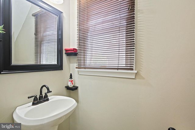 1617 MIDLAND RD, Edgewater, MD 21037