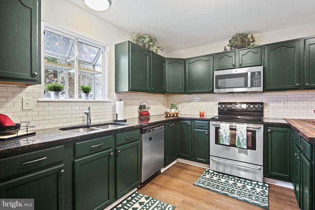 1617 MIDLAND RD, Edgewater, MD 21037