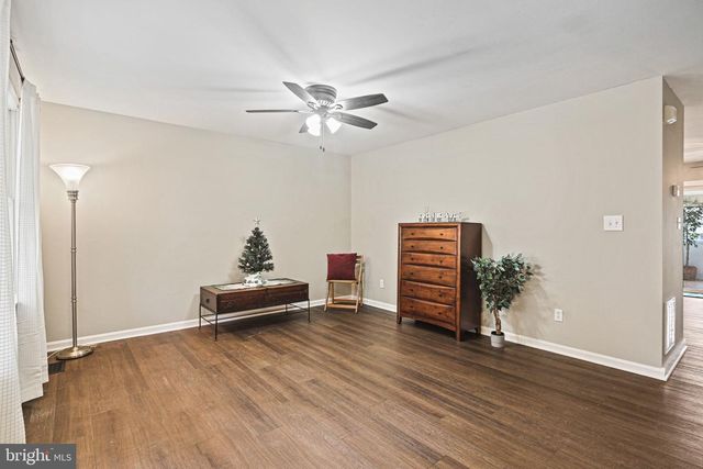 1617 MIDLAND RD, Edgewater, MD 21037