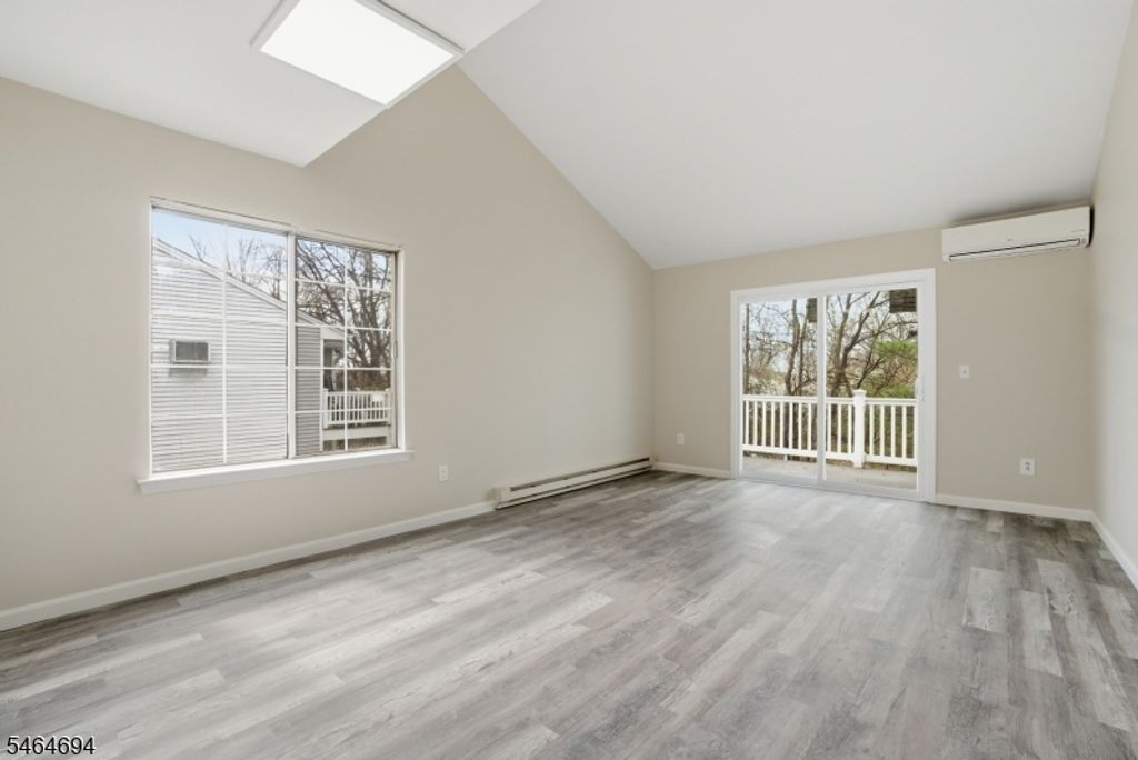 66 Mountain Ct 66, Bedminster Twp., NJ 07921 — photo 3