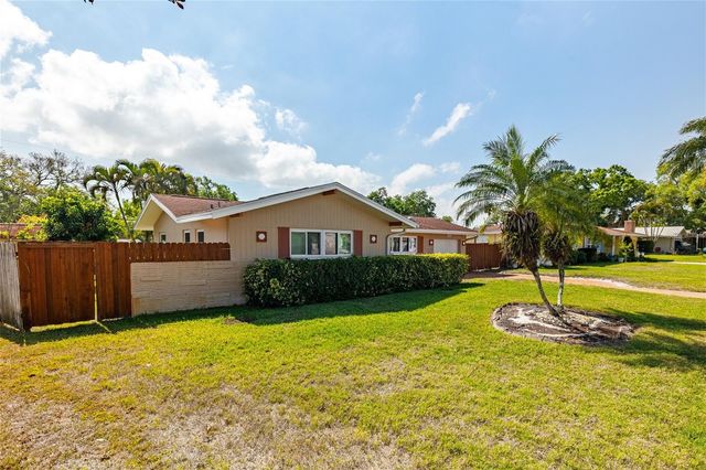 1365 WINDSOR DRIVE, Clearwater, FL 33756